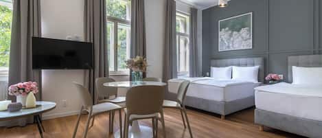 Luxury Apartment | 1 bedroom, blackout curtains, soundproofing, iron/ironing board
