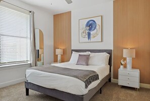 2 室のベッドルーム、WiFi、ベッドシーツ、車椅子でアクセスできる設備