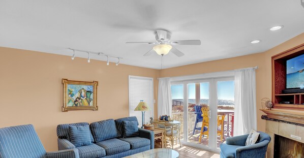 TV - Southern Comfort by the Sea by Liquid Life (Gulf Shores)