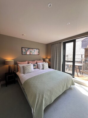2 bedrooms, iron/ironing board, WiFi, bed sheets - Beautiful 2 beds Apartment In Covent Garden! (London)