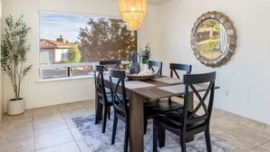 Dining - Sedona RedRock Retreat | Hot Tub, Fire Pit & Views (Sedona)
