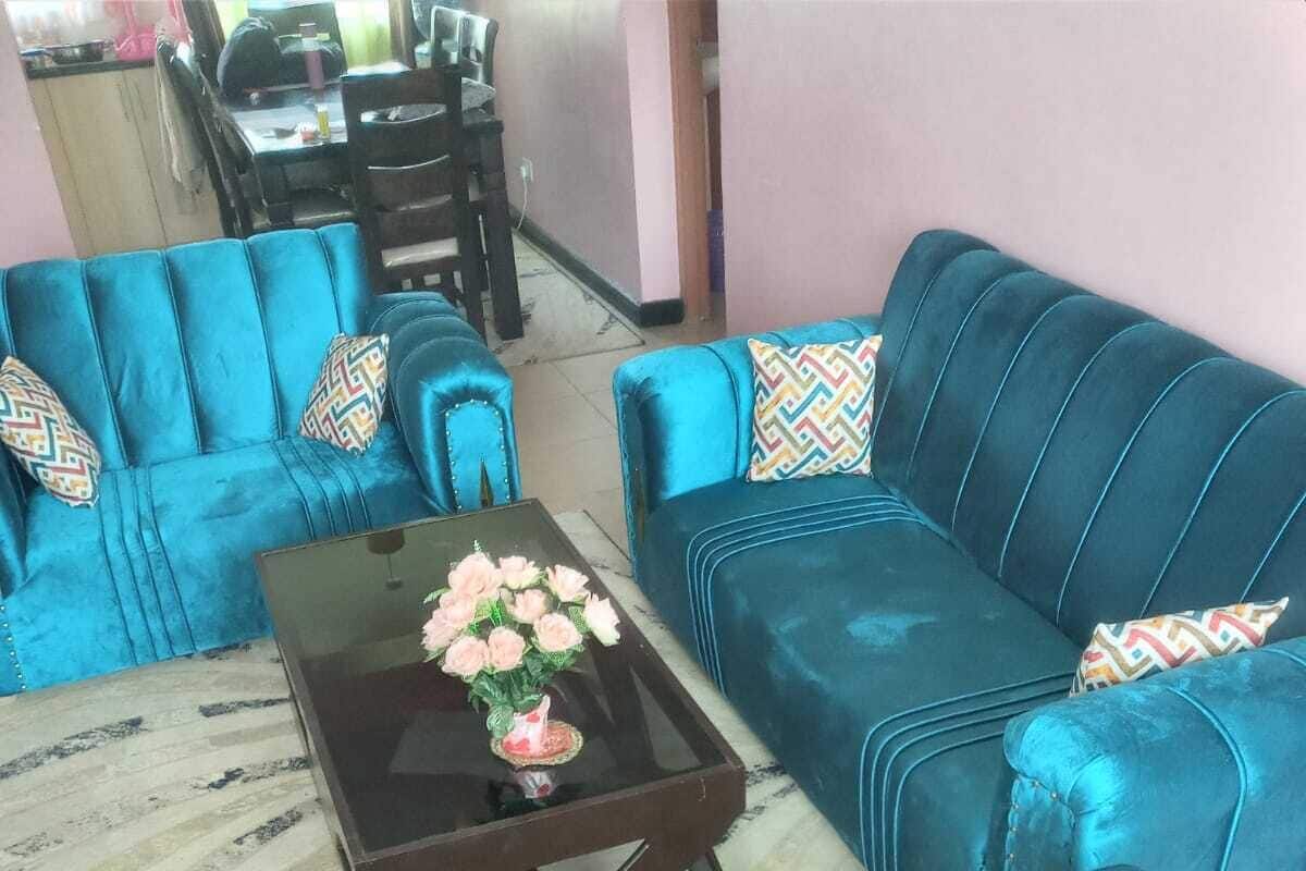 Business Apartment | Living area | Smart TV