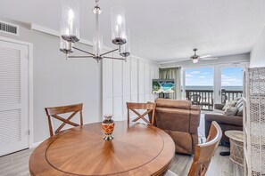 Interior - Gulfstream Condos Unit 406 | Gulf Front View |Pool, Hot Tub, Pickleball Court (Corpus Christi)