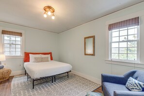 Cottage (2 Bedrooms) | Interior - Dog-friendly 'columbia Cottage' in Hood River! (Hood River)