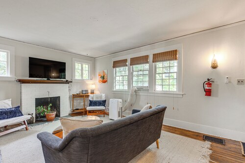 Dog-friendly 'columbia Cottage' in Hood River!