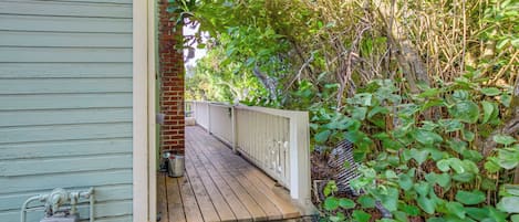 Cottage (2 Bedrooms) | Interior