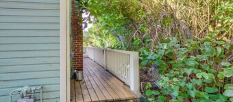 Dog-friendly 'columbia Cottage' in Hood River!