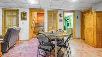 Nhà (3 Bedrooms) | Nội thất