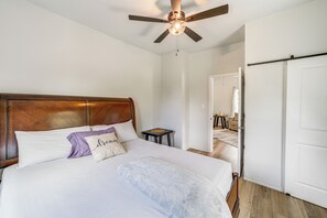 Casa (2 Bedrooms) | Interior