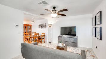 House (1 Bedroom) | Interior