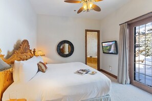 12 bedrooms, desk, iron/ironing board, free WiFi - Extraordinary Location For Large Groups | Apex Grande (Steamboat Springs)