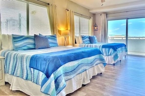 3 habitaciones, escritorio, tabla de planchar con plancha y wifi gratis