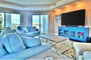 Smart TV, books