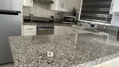 2-bedroom 2ba apartment in nuevo Mexicali -Up to 7 Guest