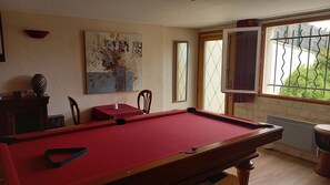 Game room