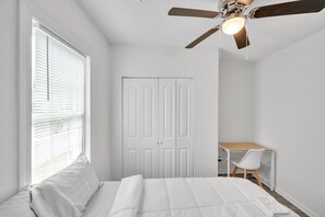 House, 4 Bedrooms | 4 bedrooms, desk, laptop workspace, free WiFi