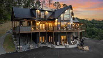 Chalet rustique, 5 chambres | Extérieur