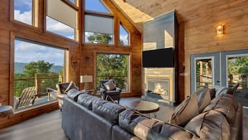 Chalet rustique, 5 chambres | Aire de séjour | Téléviseur connecté