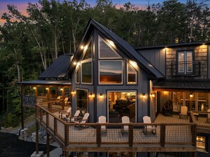 Cabin, 5 Bedrooms | Property grounds - The Great Outdoors 5 Bedroom Cabin by RedAwning (Sevierville)