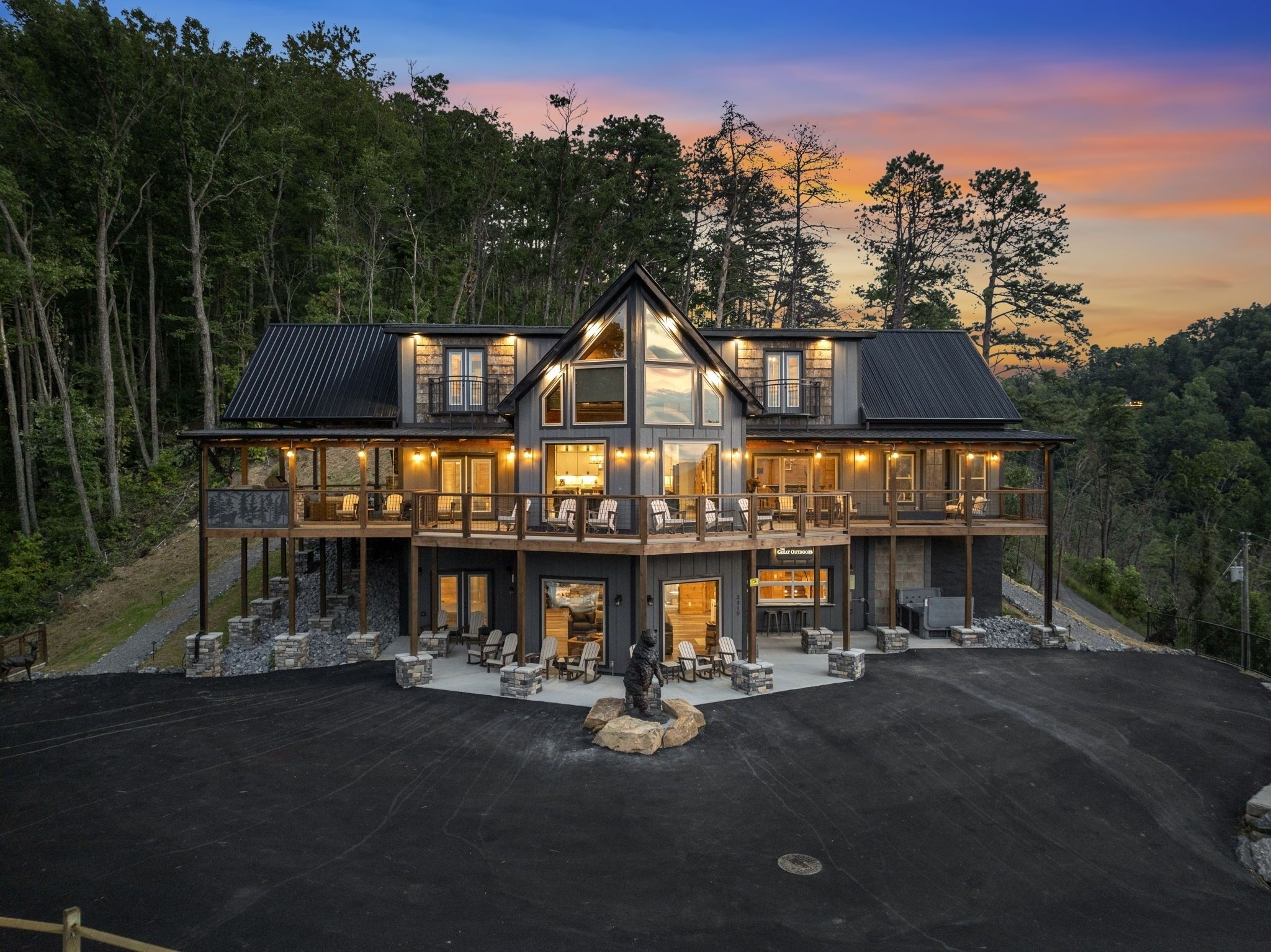 Cabin, 5 Bedrooms | Exterior