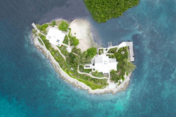 Middle Cay Estate 7 Bedroom Estate - Eleuthera