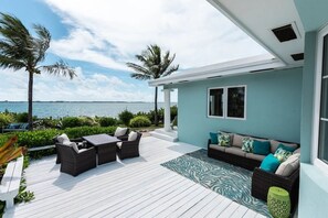 Outdoor dining - Middle Cay Estate 7 Bedroom Estate (Middle Cay)