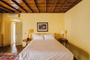 2 Schlafzimmer, Reisekinderbett, Internetzugang