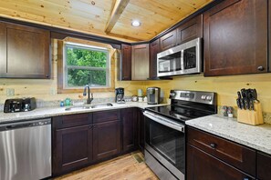 Fridge, microwave, oven, stovetop - 4/4 Cabin w 4 King Suites|Hot Tub|Views 5 min to Gatlinburg! (Gatlinburg)