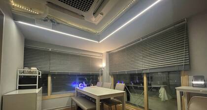 K wave guesthouse only Female