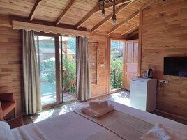 Casa en un árbol clásica | Wifi gratis y ropa de cama