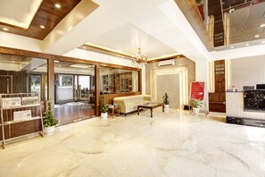Living area - Marks Hotel & Banquet (Noida)