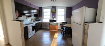 Cozy 3-bedroom house in charming Buffalo with WiFi, AC