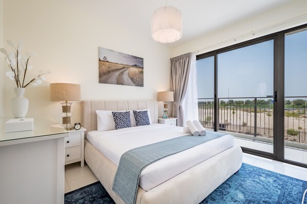 5 chambres, coffre-fort, fer et planche à repasser