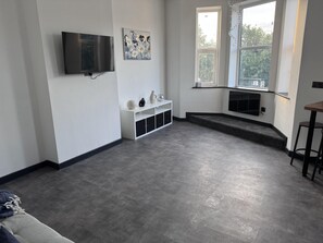 Apartment | Interior - Modern City Apartment in Manchester (Manchester)