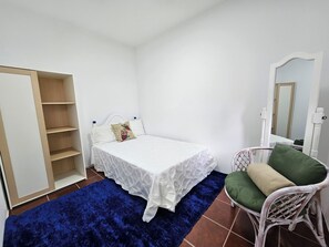 3 bedrooms, iron/ironing board, WiFi, bed sheets - Casa do Lago Esposende (Esposende)