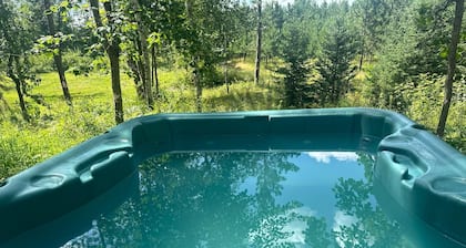 Luxury yurt cabin on park-like property 10 minutes from scenic Grand Rapids.