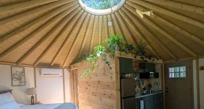 Romantic Hot Tub Get-a-way!