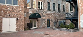 Downtown Adrian apartment with parking and wifi