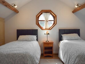 3 Schlafzimmer, kostenloses WLAN, Bettwäsche