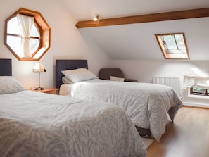 3 bedrooms, free WiFi, bed sheets