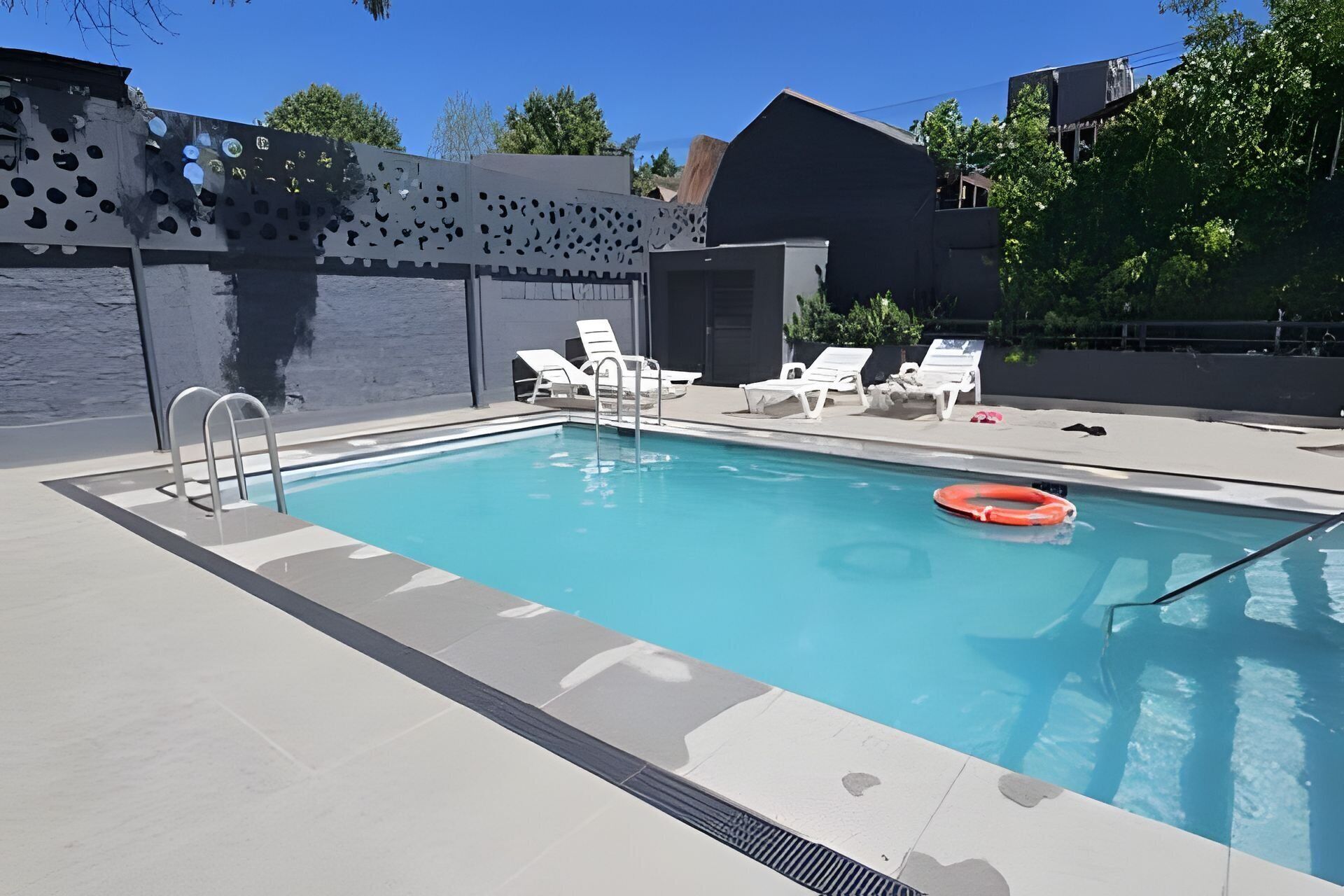 Apartamento | Piscina | Piscina externa sazonal