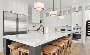 Fridge, microwave, oven, stovetop - Deja Blue at Desert Color (by Ember Stays) (St. George)