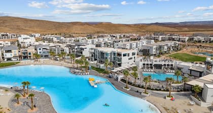 Deja Blue at Desert Color (by Ember Stays)