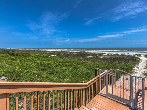 Property grounds - 41 Turtle Lane Club - Sea Pines Townhome, Walk to the Beach! (Hilton Head Island)
