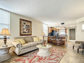 TV connectée, livres, imprimantes