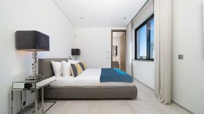 4 Schlafzimmer, Bügeleisen/Bügelbrett, kostenloses WLAN, Bettwäsche