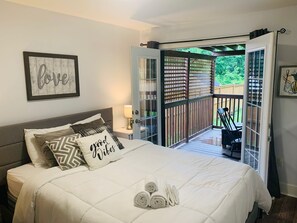 2 soverom, strykejern/-brett, wi-fi og sengetøy