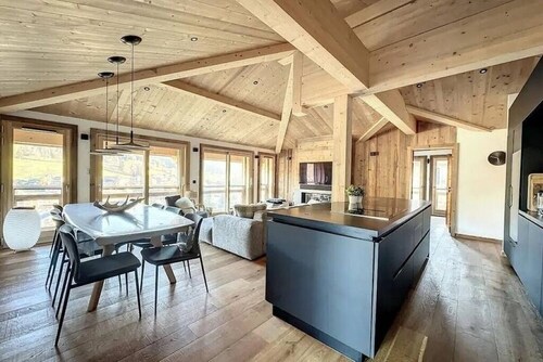 Chateau Juliette Winery Chalet-penthouse