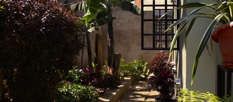 Mama Ket Homes Apartment