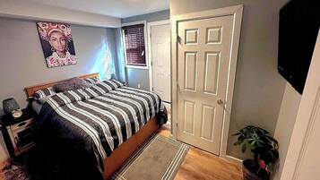 1 bedroom, free WiFi, bed sheets